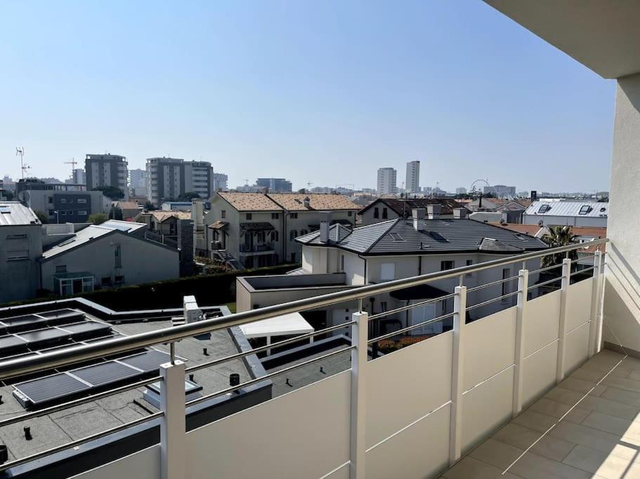 Attico Sole Apartment Lido di Jesolo Ngoại thất bức ảnh